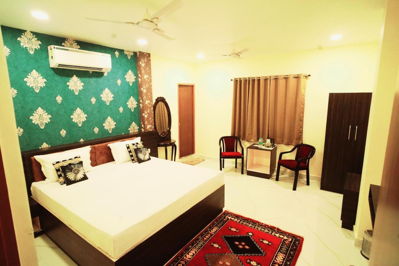 Anand Kanan Varanasi Exterior photo