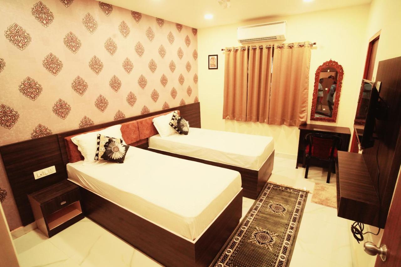 Anand Kanan Varanasi Exterior photo
