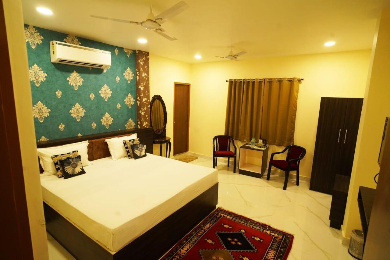 Anand Kanan Varanasi Exterior photo